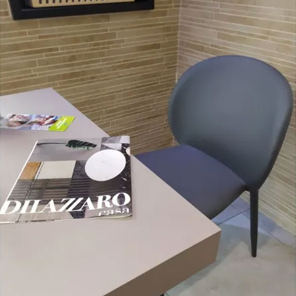 gloria-sedia-imbottita-dilazzaro-interiortedone Sedia-imbottita-gloria-dilazzaro-interiortedone