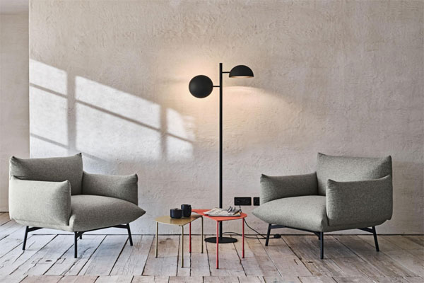 lampada-da-terra-piantana-charlotte-midj-metallo-nero-interiortedone lampada-da-terra-piantana-charlotte-midj-metallo-nero-interiortedone
